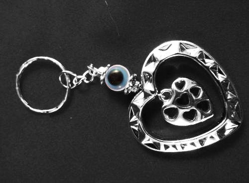 Lucky charm Nazar eye pendant with hearts | Silver-colored