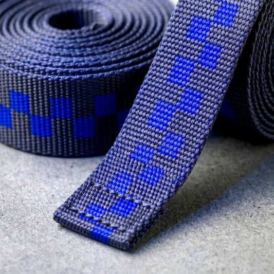Double-sided checkered webbing in various colors