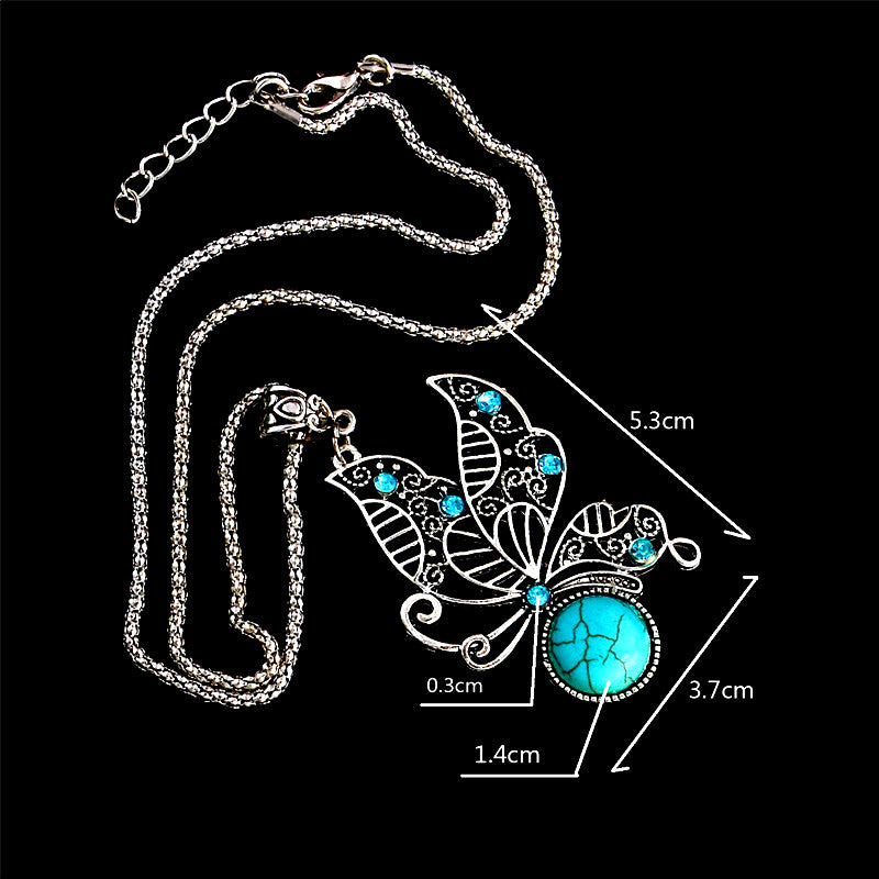 Strassbesetzte Schmetterlingskette | Türkisfarbene Eleganz, Nickelfrei