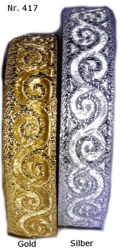 Glänzendes Webband in Gold oder Silber