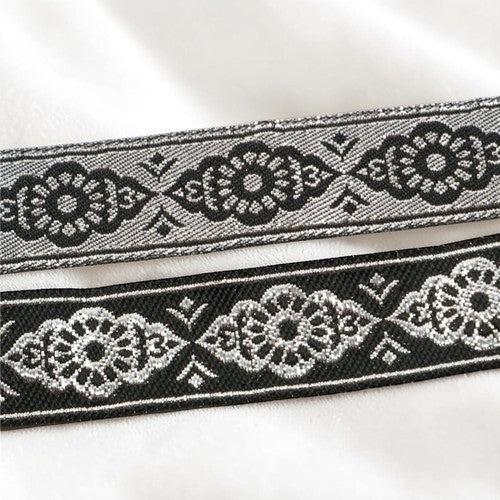 Shiny woven ribbon ornament - 20mm