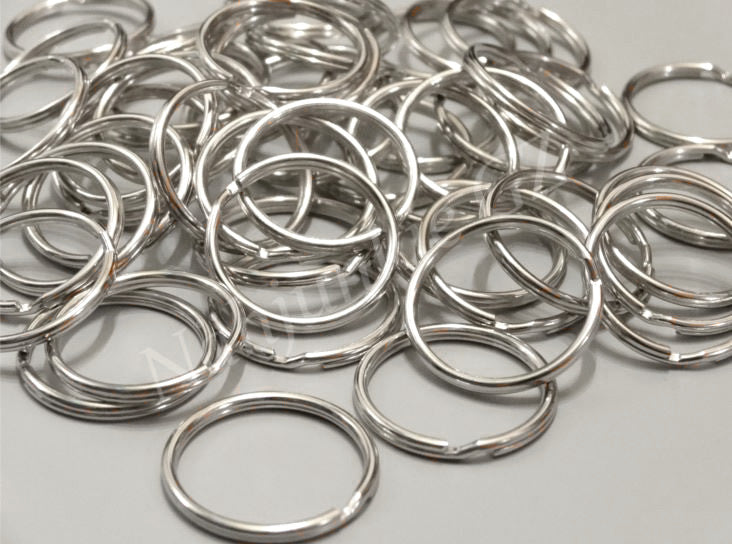 Splitring in 10mm und Schlüsselringe in 25mm