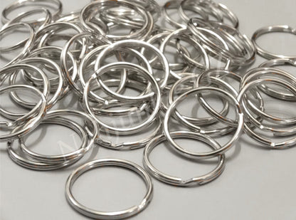 Splitring in 10mm und Schlüsselringe in 25mm