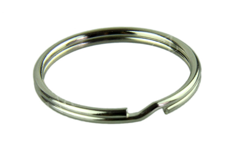 Splitring in 10mm und Schlüsselringe in 25mm