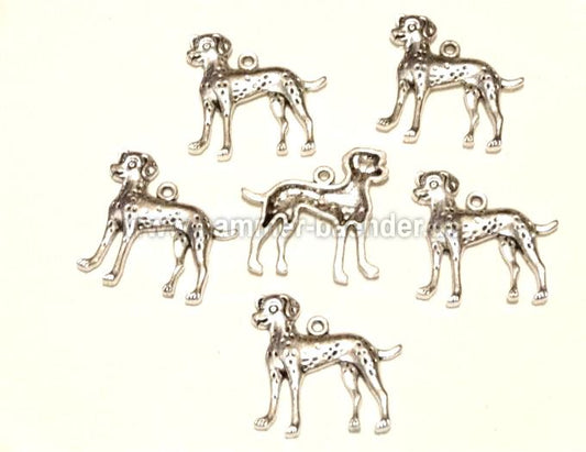 Verschiedene Anhänger Thema Hund
