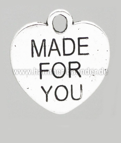 Verschiedene  Handmade   Made with Love  Anhänger