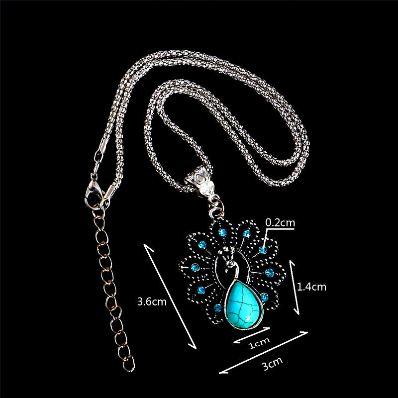 Pfauenpracht Halskette | Strassbesetzter Anhänger, Verstellbar