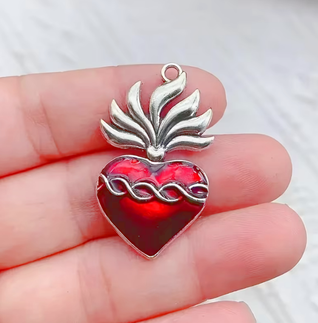 Anhänger "Sacred Heart" – Gothic Herzen in Rot & Silber