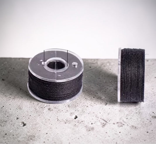 🧵 Startklar-Set: 25 vorgefüllte Nähmaschinen-Spulen in Ordnungsbox ✨