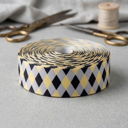 Grey and yellow checkered strap with black background – 22mm