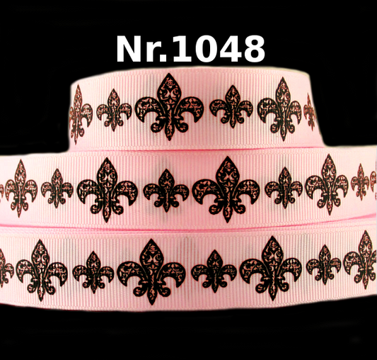 Elegantes Lilien-Band auf Rosa Hintergrund – 22mm