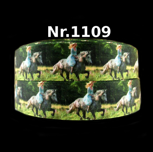 Reiterin in der Natur  – 25mm