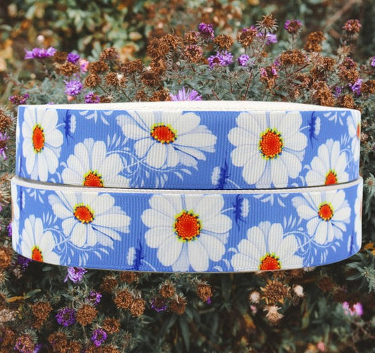 „Blaue Sommerwiese“ – Margeriten-Design – Ripsband 22 mm