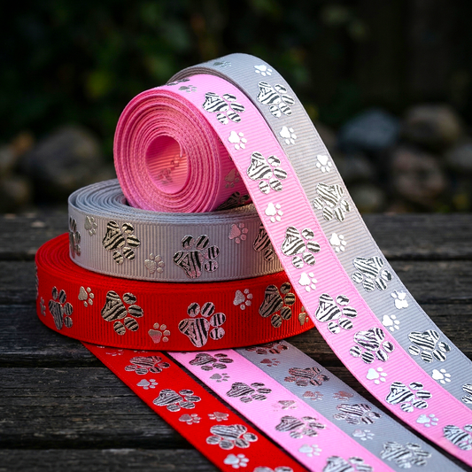 Paw print band with foil-printed paw prints