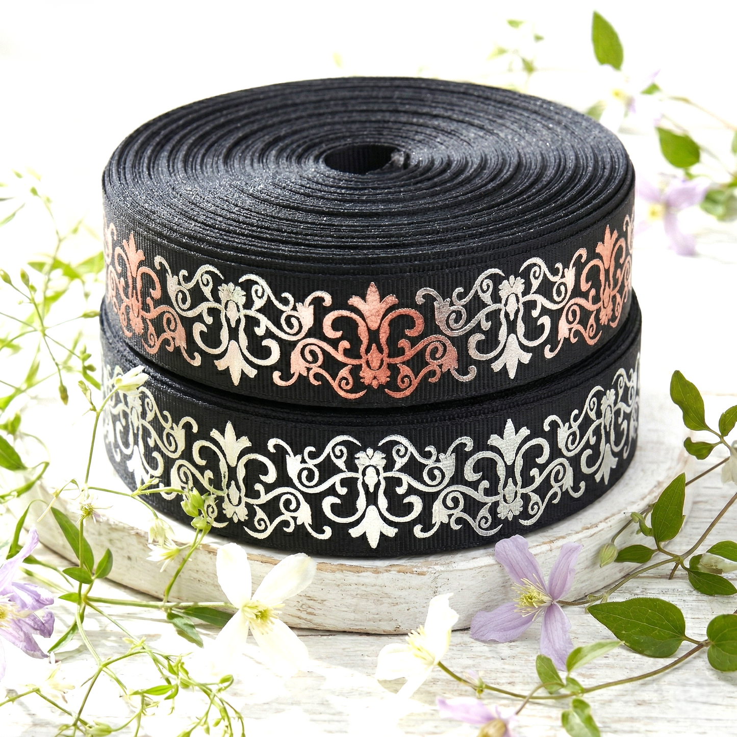 Blumen Ornament Silberfolie 25 mm – Verschiedene Farben