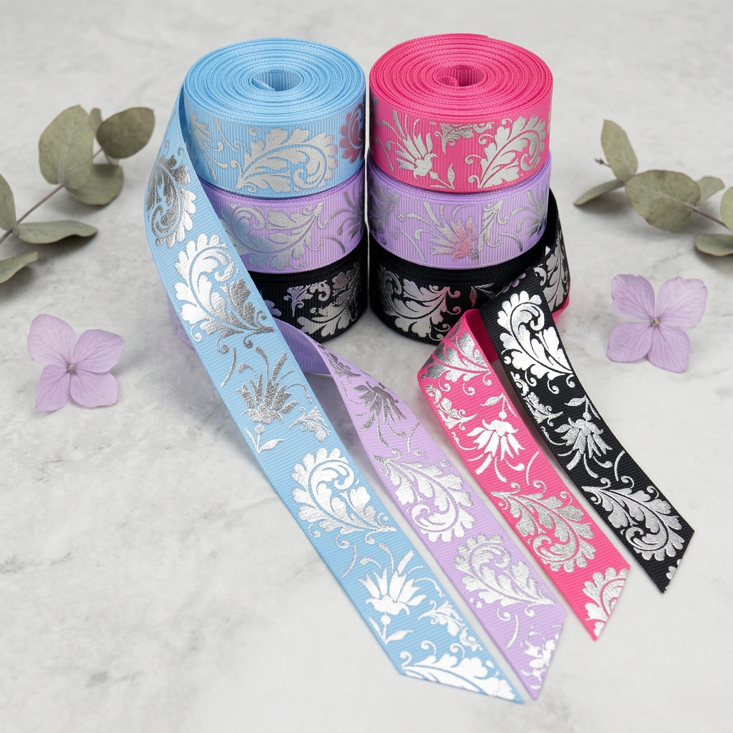 Ripsband Florale Silberranken 22 mm – Verschiedene Farben