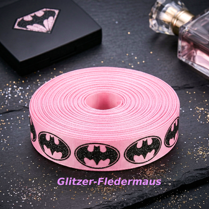 🦇 Fight with Glamour! – Glitzer-Fledermaus Ripsband in Magenta, Rosa & Gelb ✨