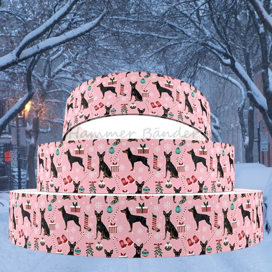 „Dobermann Winter Magic – Festliches Ripsband für stolze Weihnachtspfoten“