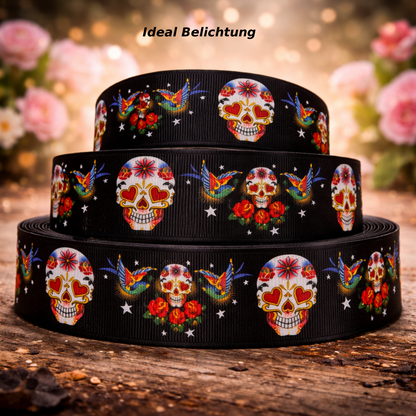 „Tattoo Heritage – Sugar Skull Ripsband mit Schwalben & Rosen“ 22 mm