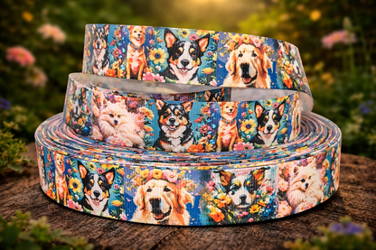 Hunde im Blumenmeer – Exklusives bedrucktes Band 22mm