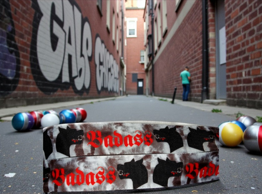 Exklusives  Badass -Band mit Hundesilhouetten – 25mm