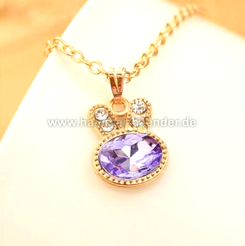 Vergoldeter Hasen-Anhänger mit Saphir-Imitat | Bunt & Edel