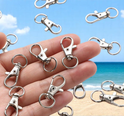 Karabinerhaken mit Schlüsselring – in Silber