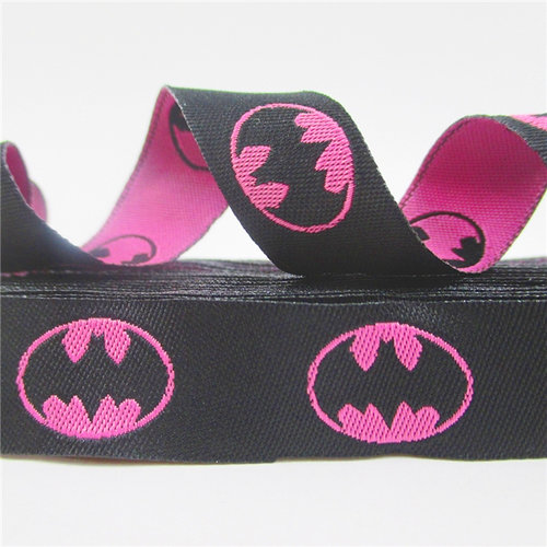 Batman  - Pinkes Logo auf Schwarz, 16mm