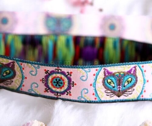Katzenkunst Deluxe – 16 mm Webband in Rosa mit Katzenporträt