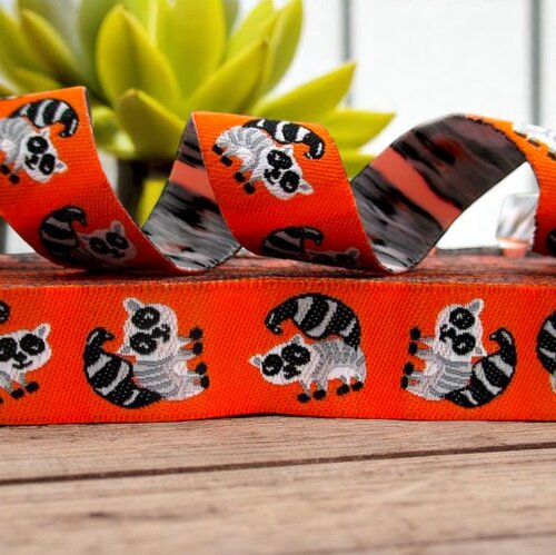 Waschbären-Party – 16 mm Webband mit orangefarbenem Hintergrund