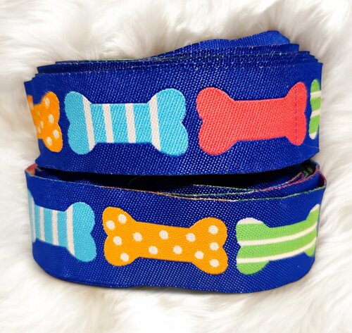 Knochenparade in Royalblau – Webband mit Muster-Mix in 22mm